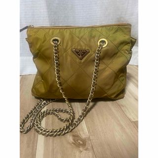 PRADA - h82【美品】保存袋付 プラダ ロゴ金具レザー イエロー PRADA - h82【美品】保存袋付 プラダ ロゴ金具レザー イエロー