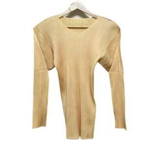 PLEATS PLEASE ISSEY MIYAKE(カットソー(長袖/七分))のフリマ PLEATS PLEASE ISSEY MIYAKE(カットソー(長袖/七分))のフリマ