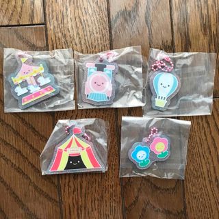 にっこりーノパーク限定　限定キラキラアクリルキーホルダー　セミコンプ(キャラクターグッズ)