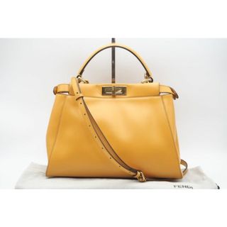 FENDI(ショルダーバッグ ・ イエロー/黄色系)のフリマアイテム一覧 FENDI(ショルダーバッグ ・ イエロー/黄色系)のフリマアイテム一覧