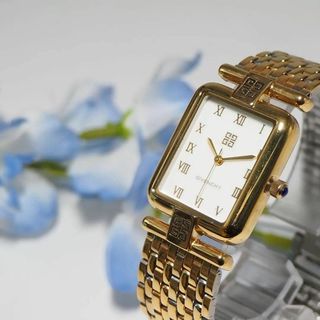 GIVENCHY(時計 ・ ゴールド/金色系)のフリマアイテム一覧 GIVENCHY(時計 ・ ゴールド/金色系)のフリマアイテム一覧