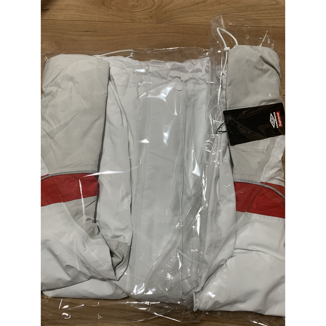 Supreme - 【XL】Supreme Umbro GORE-TEX Hooded Jacketの通販 Supreme - 【XL】Supreme Umbro GORE-TEX Hooded Jacketの通販