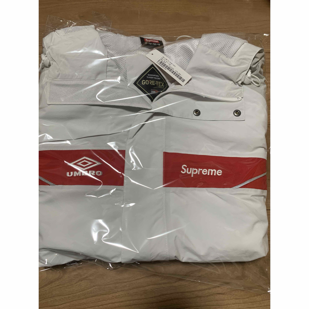 Supreme - 【XL】Supreme Umbro GORE-TEX Hooded Jacketの通販 Supreme - 【XL】Supreme Umbro GORE-TEX Hooded Jacketの通販