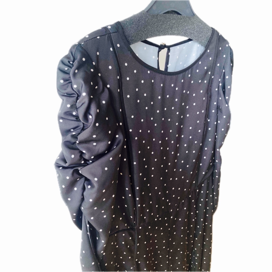 JUSGLITTY - 新品タグ付き☆JUSGLITTY パイピングシアー JUSGLITTY - 新品タグ付き☆JUSGLITTY パイピングシアー