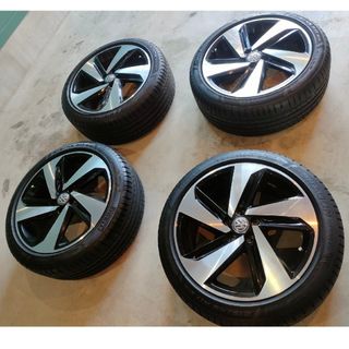 Volkswagen - VW up! 純正15インチアルミホイール&スタッドレス Volkswagen - VW up! 純正15インチアルミホイール&スタッドレス