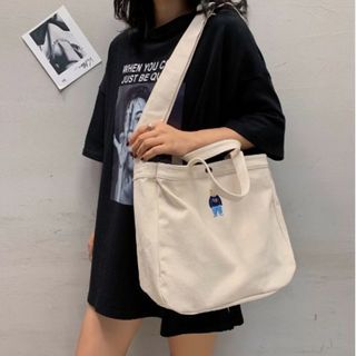 ♥新品・未使用♥バッグレディースバッグ　斜めショルダーバッグ　ホワイト(ショルダーバッグ)