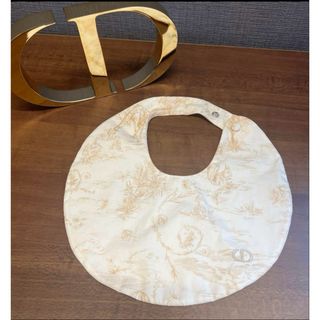 baby Dior(ベビースタイ/よだれかけ)のフリマアイテム一覧 baby Dior(ベビースタイ/よだれかけ)のフリマアイテム一覧
