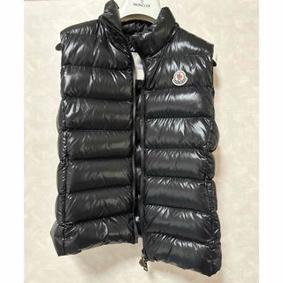 MONCLER(ダウンベスト)のフリマアイテム一覧 MONCLER(ダウンベスト)のフリマアイテム一覧
