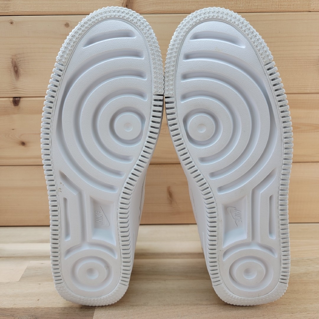 NIKE - ナイキ ウィメンズ エアフォース1 セージ ロー NIKE - ナイキ ウィメンズ エアフォース1 セージ ロー