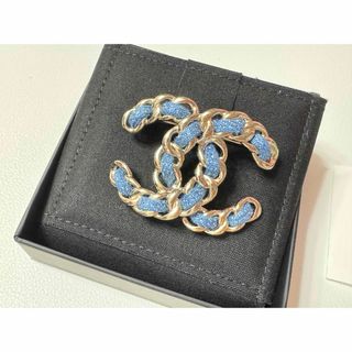 CHANEL - ☆美品☆ シャネル CCマーク ラインストーン ブローチ CHANEL - ☆美品☆ シャネル CCマーク ラインストーン ブローチ