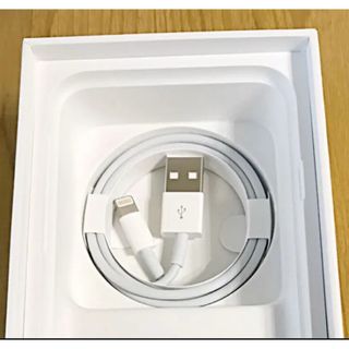 iPhone - iPhone11 付属品▪︎箱なし【充電アダプター・ケーブル iPhone - iPhone11 付属品▪︎箱なし【充電アダプター・ケーブル