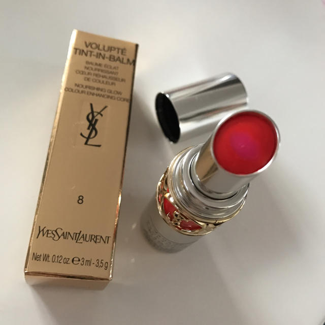 Yves Saint Laurent Beaute(イヴサンローランボーテ)のティントインバーム♡8番♡伊勢丹限定 コスメ/美容のベースメイク/化粧品(口紅)の商品写真