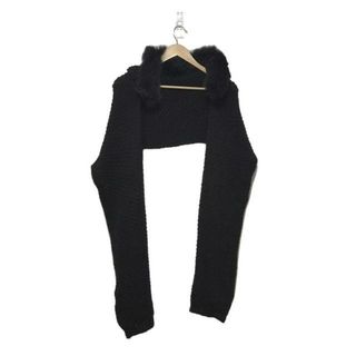 Max Mara(ファー ・ マフラー/ショール)のフリマアイテム一覧 Max Mara(ファー ・ マフラー/ショール)のフリマアイテム一覧