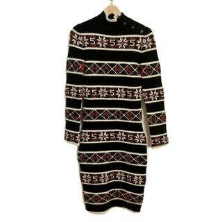 CHANEL - シャネル CHANEL ココマーク 総柄 ノースリーブ CHANEL - シャネル CHANEL ココマーク 総柄 ノースリーブ