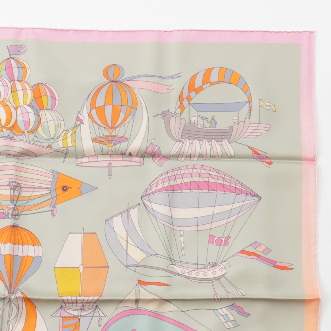HERMES - エルメス シルク カレ90 ダブルフェイス LES FOLIES DU HERMES - エルメス シルク カレ90 ダブルフェイス LES FOLIES DU