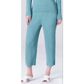 ISSEY MIYAKE - 極美品 定価4万 ISSEYMIYAKE A.POC INSIDE pants ISSEY MIYAKE - 極美品 定価4万 ISSEYMIYAKE A.POC INSIDE pants