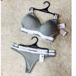 Calvin Klein - レア 新品 下着 usa カルバンクライン ブラ T Calvin Klein - レア 新品 下着 usa カルバンクライン ブラ T