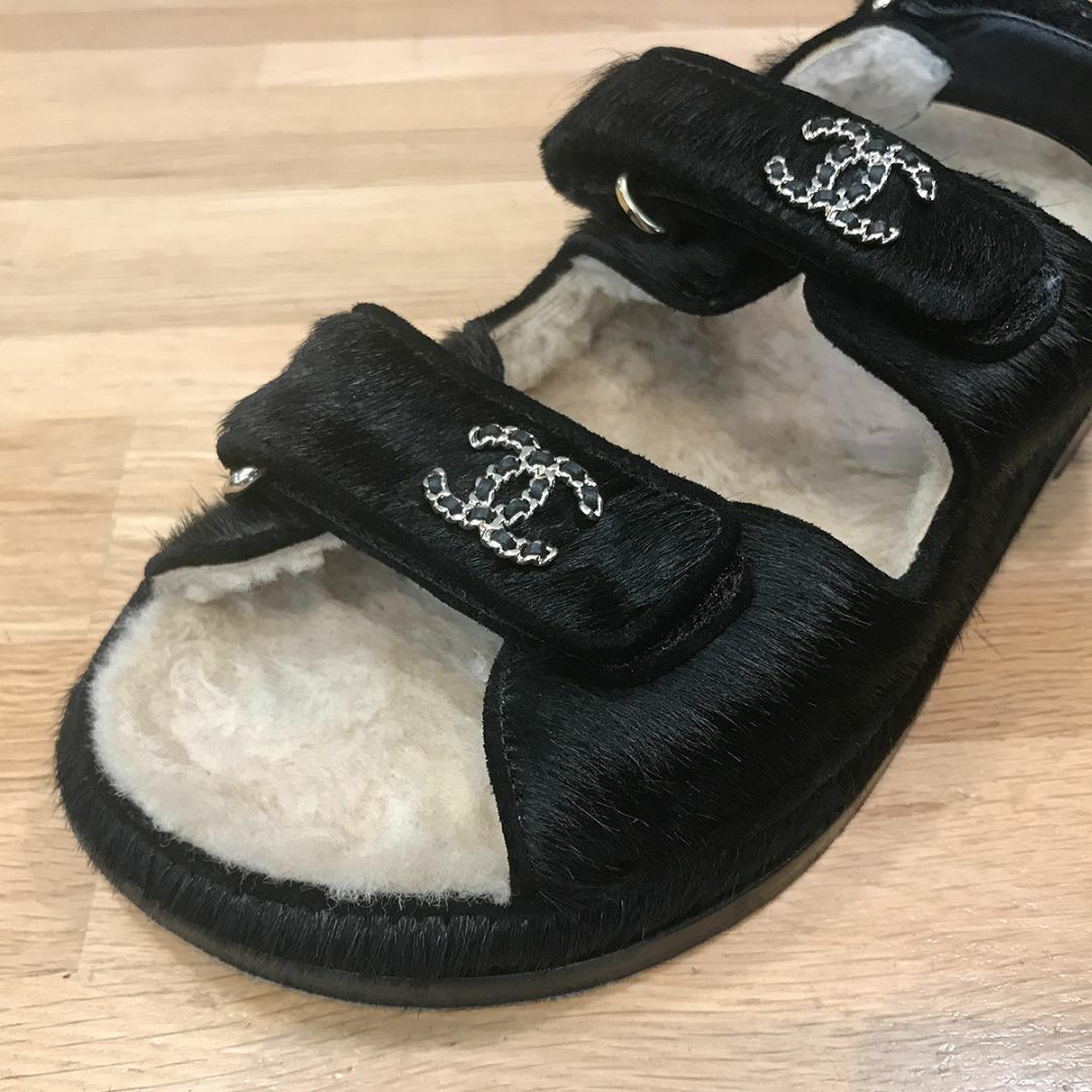 CHANEL - 超美品 シャネル フットベッド ベルクロ サンダル CHANEL - 超美品 シャネル フットベッド ベルクロ サンダル