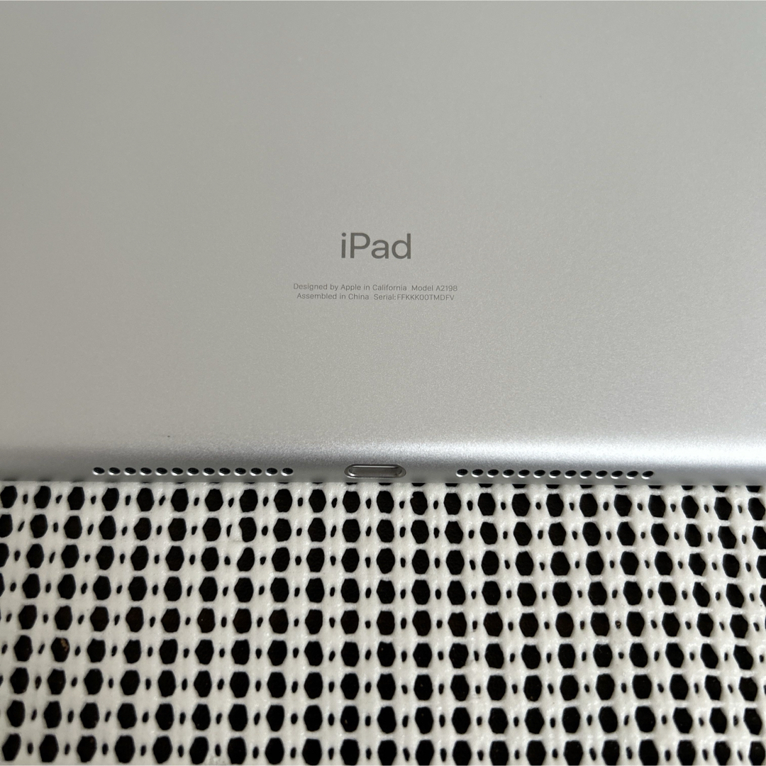 iPad - 806【早い者勝ち】新品未使用品☆iPad7 第7世代 32GB au iPad - 806【早い者勝ち】新品未使用品☆iPad7 第7世代 32GB au