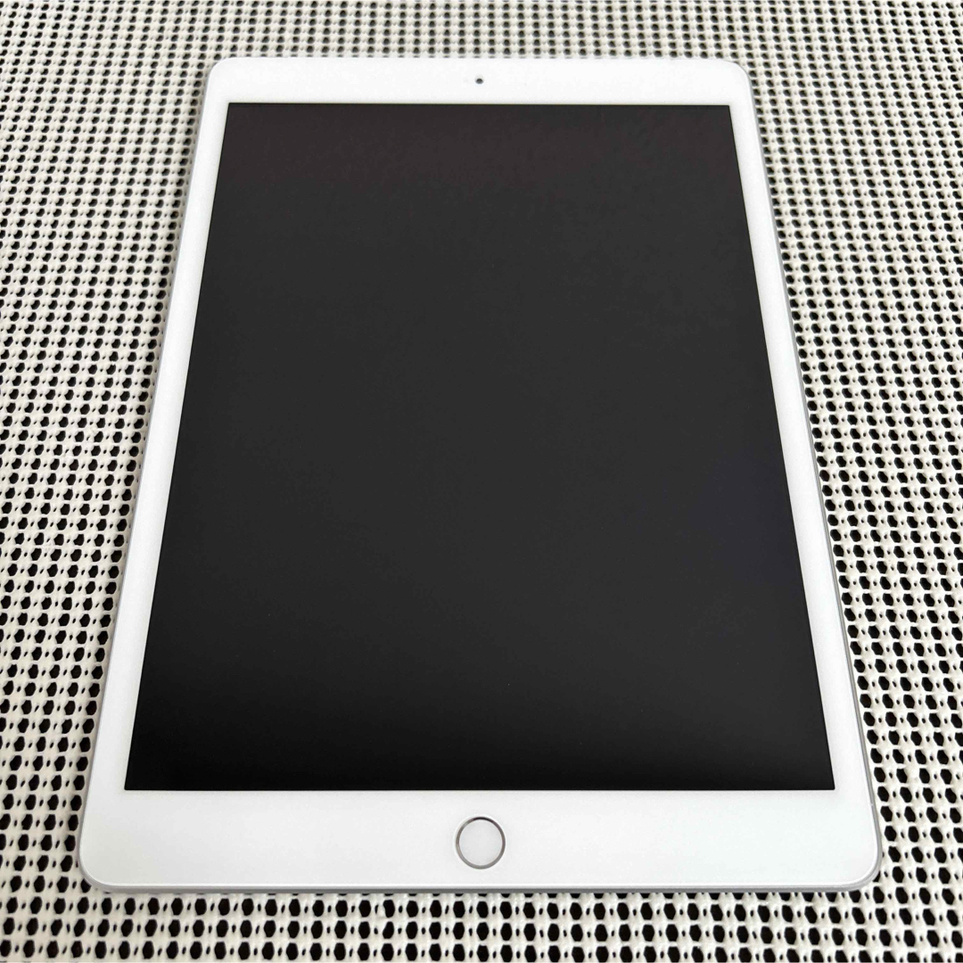 iPad - 806【早い者勝ち】新品未使用品☆iPad7 第7世代 32GB au iPad - 806【早い者勝ち】新品未使用品☆iPad7 第7世代 32GB au