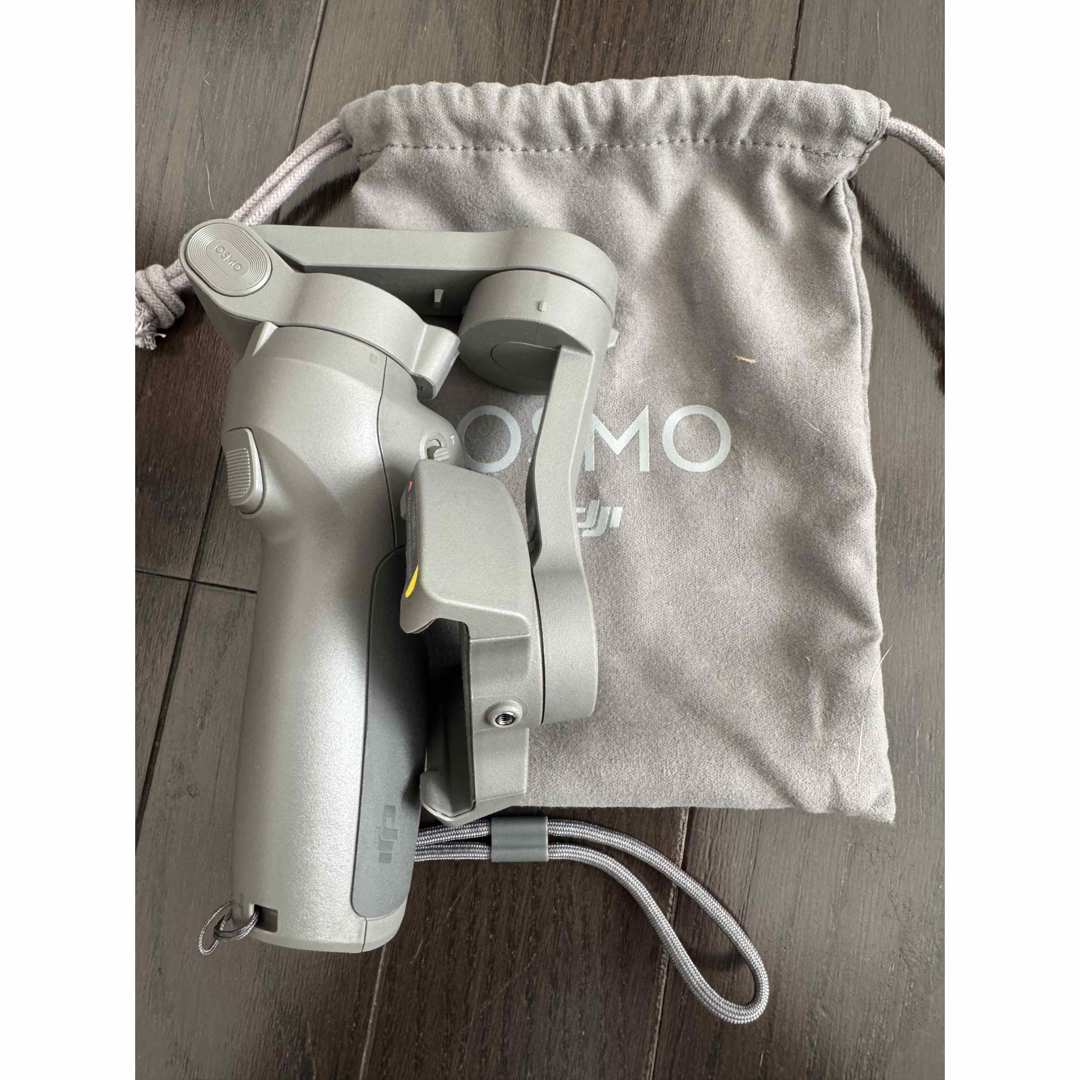DJI(ディージェイアイ)のdji OSMO mobile3 スマホ/家電/カメラのスマホアクセサリー(その他)の商品写真
