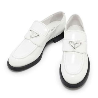 PRADA(ローファー/革靴)のフリマアイテム一覧 PRADA(ローファー/革靴)のフリマアイテム一覧