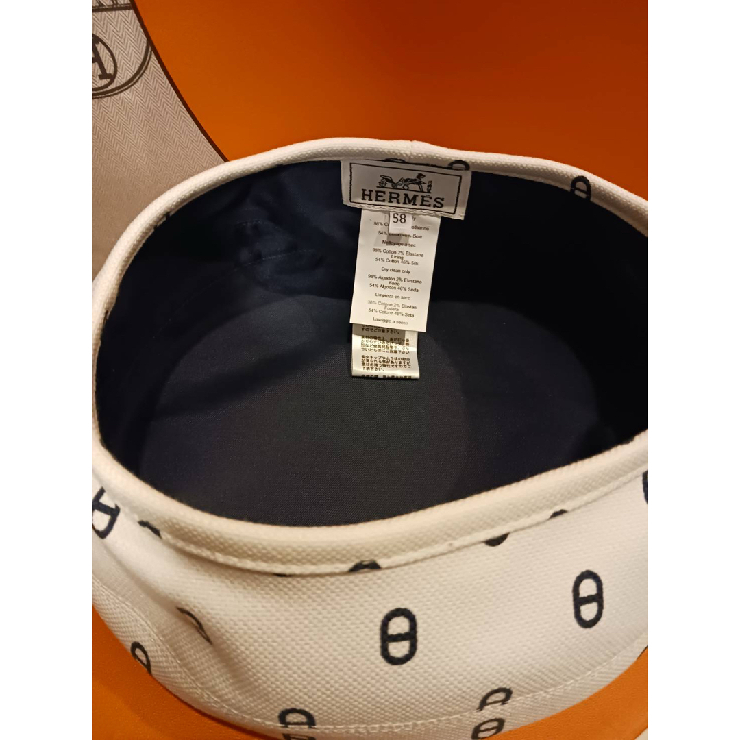 HERMES エルメス ベレー帽 シェーヌダンクル 帽子 ホワイト HERMES エルメス ベレー帽 シェーヌダンクル 帽子 ホワイト