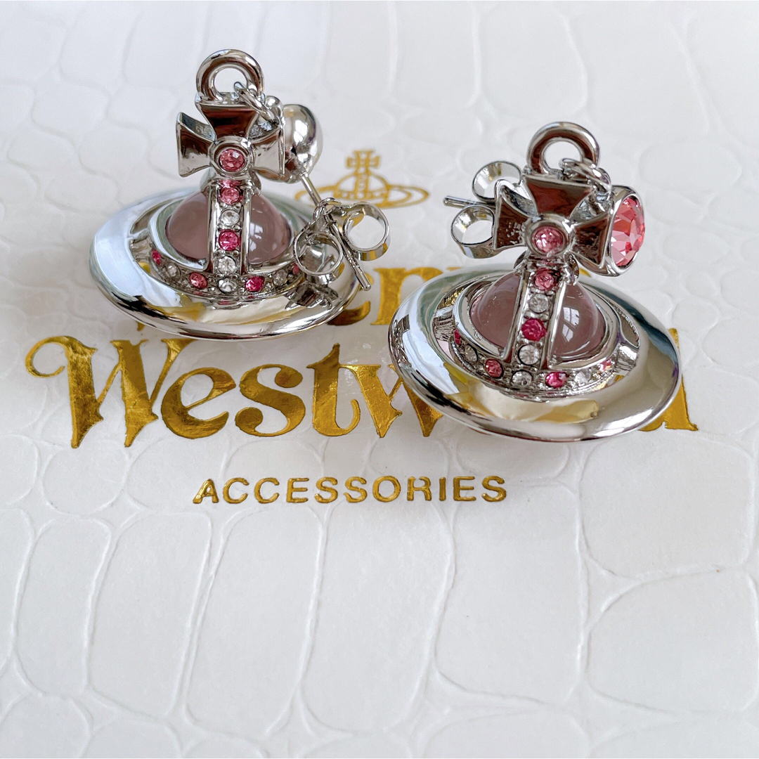 Vivienne Westwood - ヴィヴィアン タイニー オーブ ピアスの Vivienne Westwood - ヴィヴィアン タイニー オーブ ピアスの