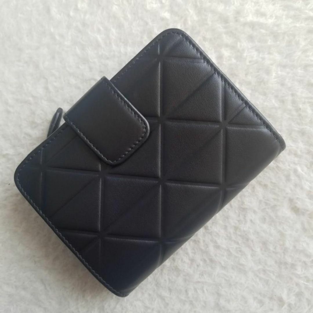 PRADA - PRADA プラダ トライアングルモチーフ入り レザー 2 PRADA - PRADA プラダ トライアングルモチーフ入り レザー 2