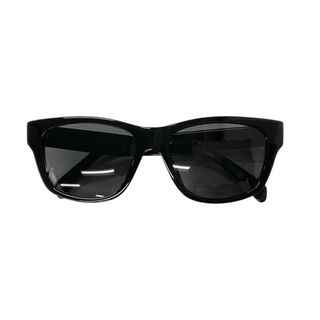 CELINE(ホワイト/白色系)のフリマアイテム一覧 CELINE(ホワイト/白色系)のフリマアイテム一覧