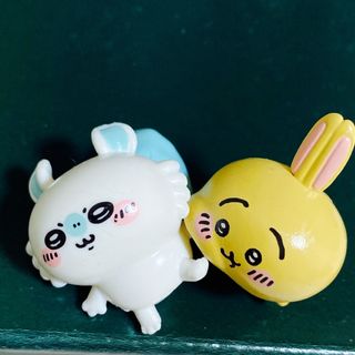 ちいかわ びっくらたまごのふろふちころりん　うさぎ　モモンガ　2個セット(お風呂のおもちゃ)