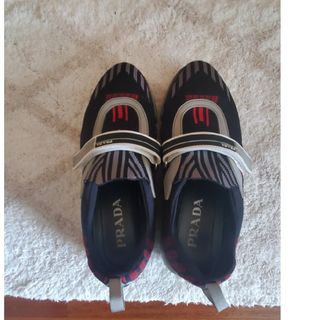 PRADA(スニーカー ・ レッド/赤色系)のフリマアイテム一覧 PRADA(スニーカー ・ レッド/赤色系)のフリマアイテム一覧