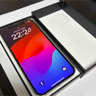 スマートフォン本体 (シルバー/銀色系)のフリマアイテム一覧 スマートフォン本体 (シルバー/銀色系)のフリマアイテム一覧