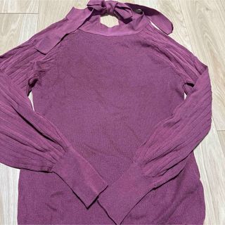 アーバンリサーチロッソ(URBAN RESEARCH ROSSO)の【新品タグ付き】アーバンリサーチロッソ ホールガーメントバックリボンニット(ニット/セーター)