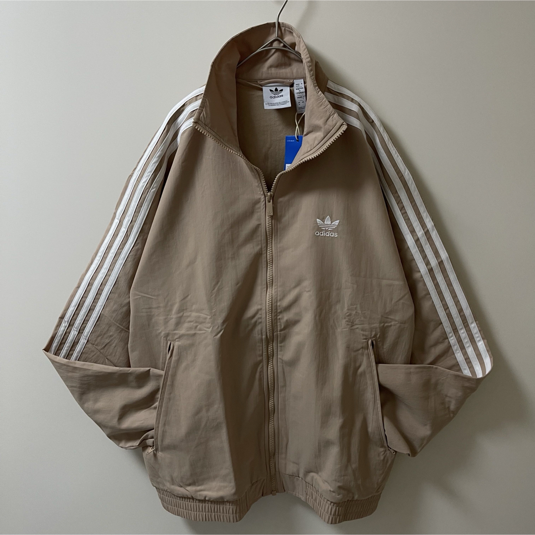 adidas Originals - 新品L】アディダス刺繍トラックジャケット adidas Originals - 新品L】アディダス刺繍トラックジャケット
