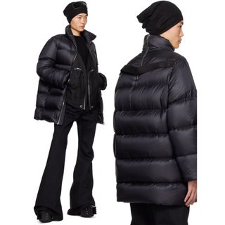 MONCLER(ダウンジャケット ・ シルバー/銀色系)のフリマ MONCLER(ダウンジャケット ・ シルバー/銀色系)のフリマ