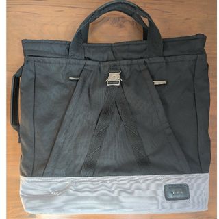 TUMI - 【極美品】TUMI メッセンジャー ショルダーバッグ ナッパ TUMI - 【極美品】TUMI メッセンジャー ショルダーバッグ ナッパ