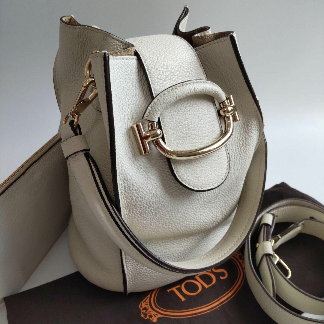TOD'S - 美品 トッズ バケット レザー 2way ダブルTリング TOD'S - 美品 トッズ バケット レザー 2way ダブルTリング
