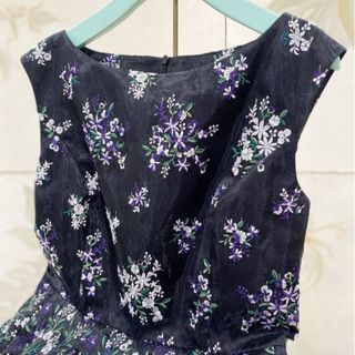 TOCCA - TOCCA ワンピース4 👗未使用タグ付きの通販 by MOCOshop TOCCA - TOCCA ワンピース4 👗未使用タグ付きの通販 by MOCOshop
