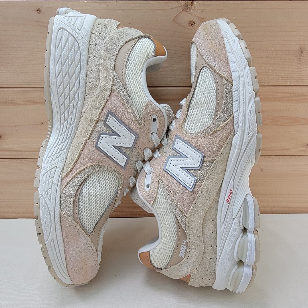New Balance - ニューバランス M2002RSC ベージュ 24㎝の通販 by New Balance - ニューバランス M2002RSC ベージュ 24㎝の通販 by
