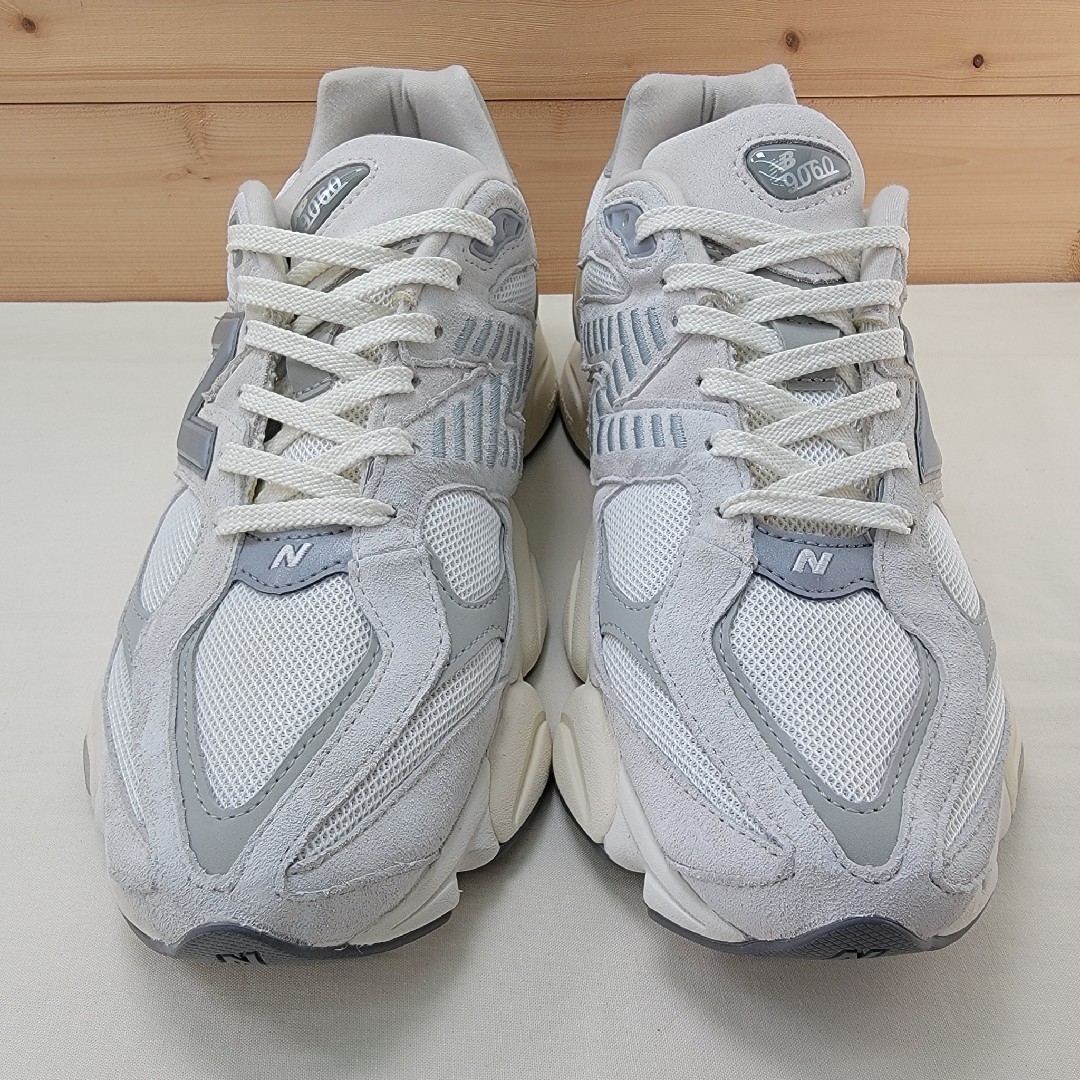 New Balance - ニューバランス U9060ECA ホワイト 29㎝の通販 by New Balance - ニューバランス U9060ECA ホワイト 29㎝の通販 by