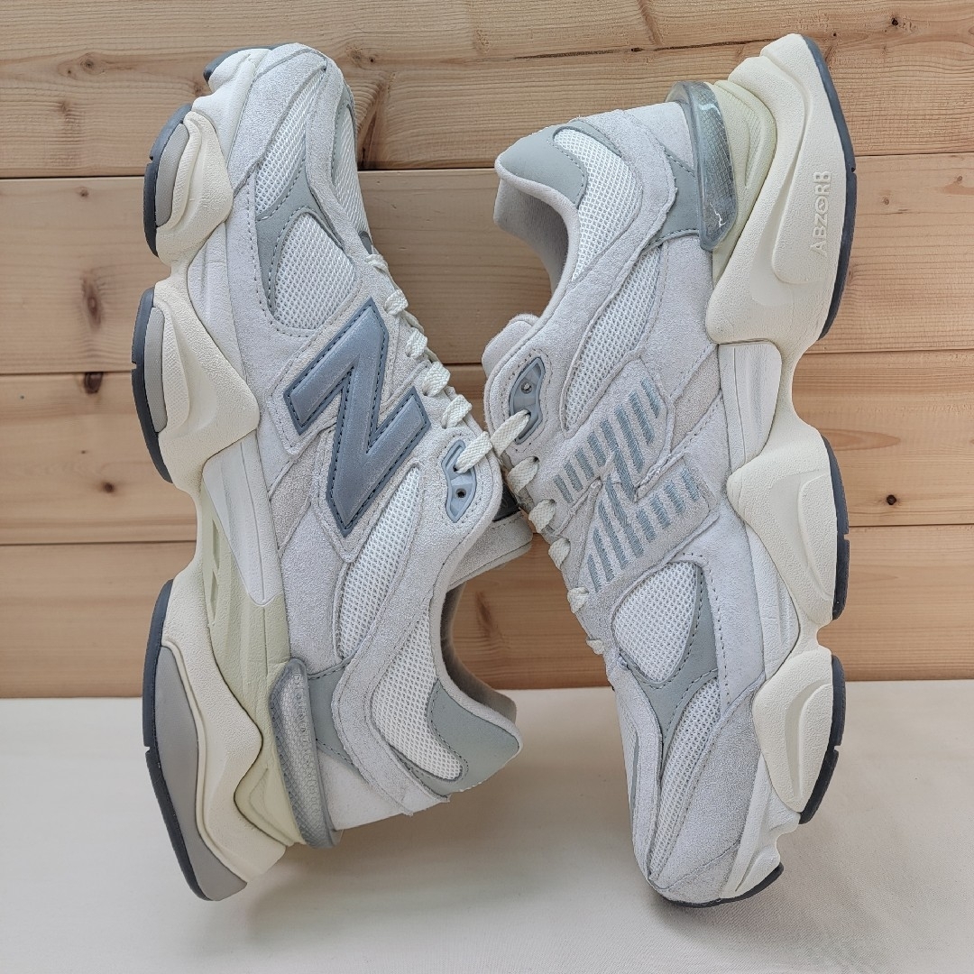 New Balance - ニューバランス U9060ECA ホワイト 29㎝の通販 by New Balance - ニューバランス U9060ECA ホワイト 29㎝の通販 by