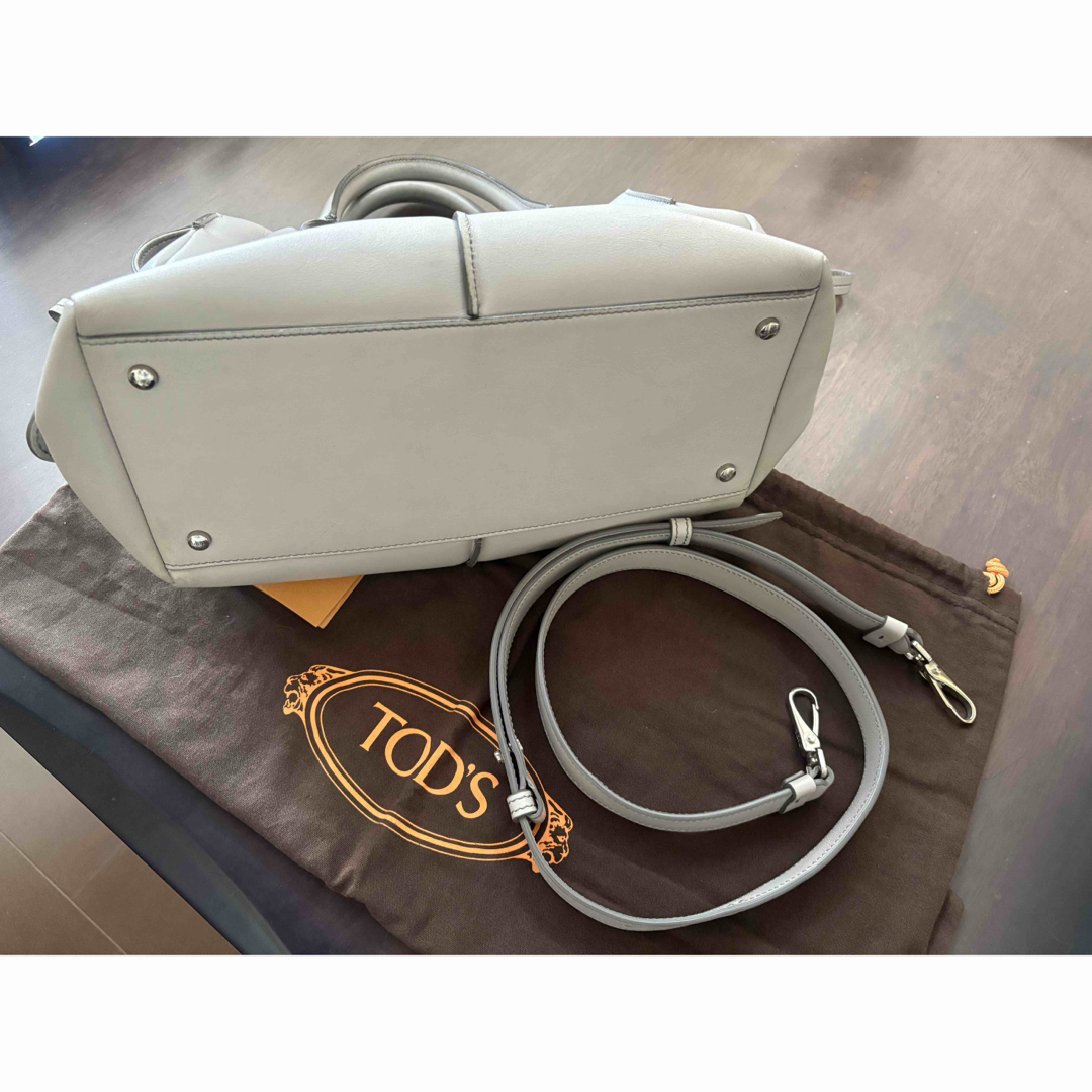 TOD'S - TOD'S トッズ 2wayハンドバッグ Dスタイリング レザー TOD'S - TOD'S トッズ 2wayハンドバッグ Dスタイリング レザー