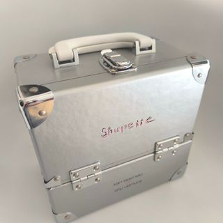 shu uemura(メイクボックス)のフリマアイテム一覧 shu uemura(メイクボックス)のフリマアイテム一覧