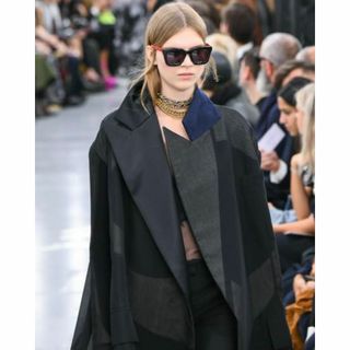 sacai(スプリングコート)のフリマアイテム一覧 sacai(スプリングコート)のフリマアイテム一覧