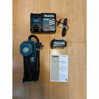 マキタ(Makita)のマキタ 40Vmax mp001g 充電式空気入れ　 バッテリー　充電器セット(その他)