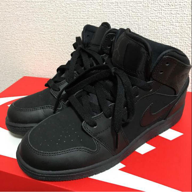 NIKE AIR JORDAN1 MID BLACK