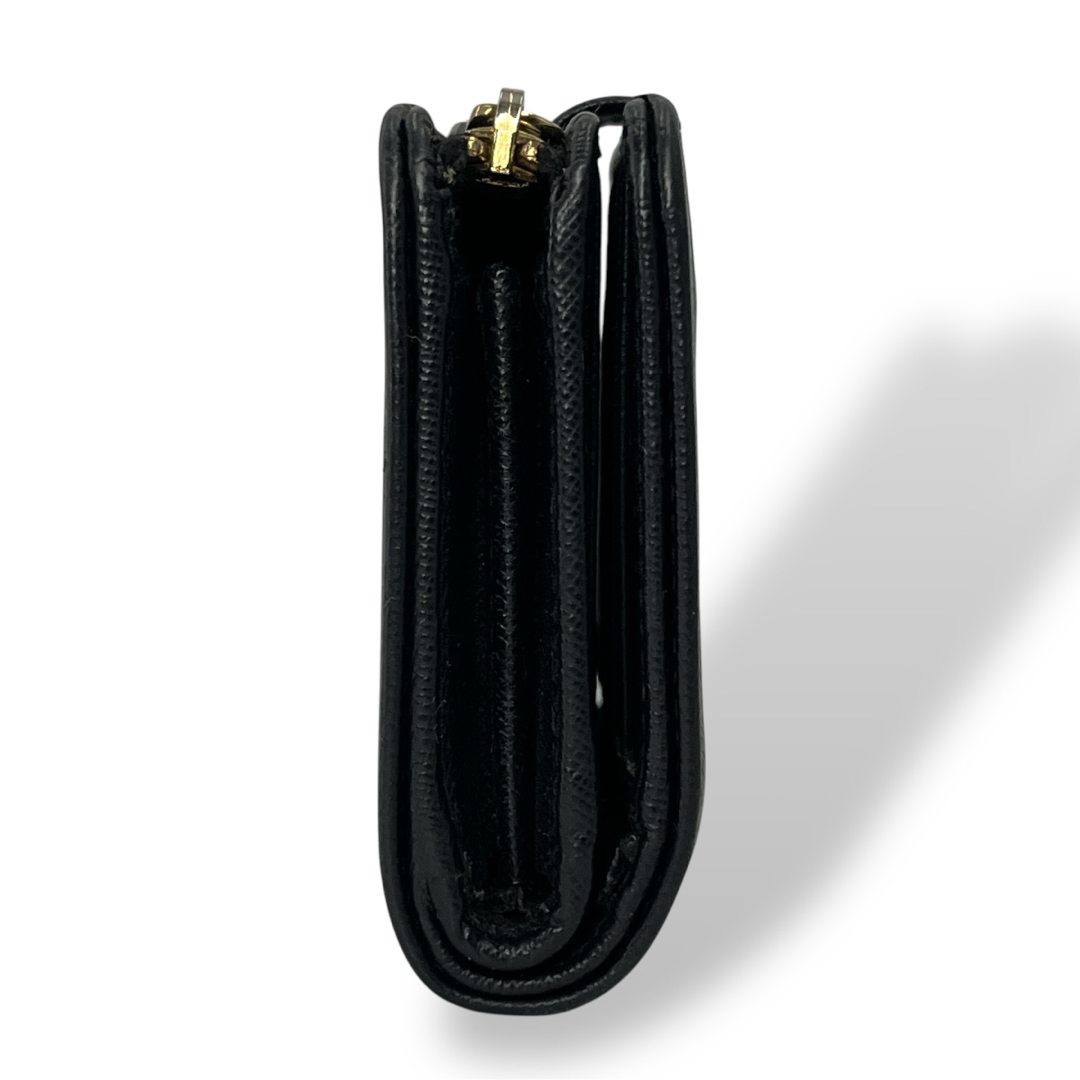 PRADA - プラダ メタルロゴ 二つ折り財布 ヴィッテロムーブ L字 PRADA - プラダ メタルロゴ 二つ折り財布 ヴィッテロムーブ L字