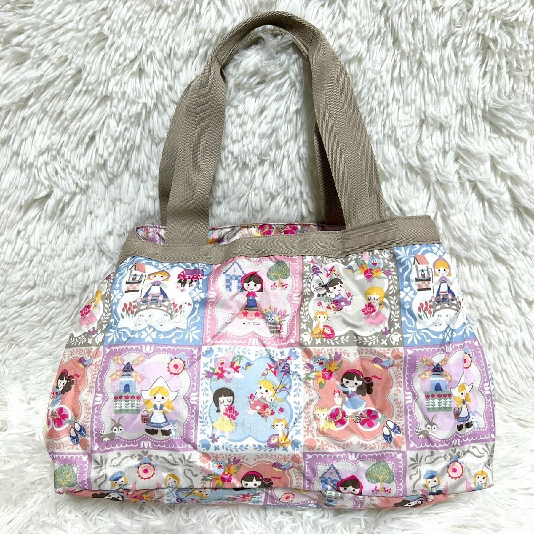 LeSportsac - レスポートサック イッツアスモールワールド LeSportsac - レスポートサック イッツアスモールワールド
