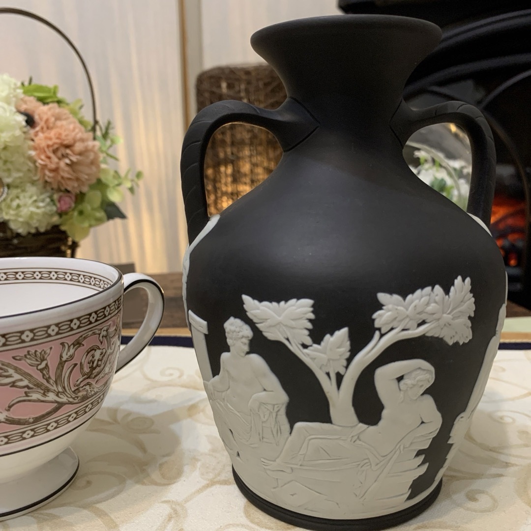 WEDGWOOD - 希少 ウェッジウッド ジャスパー ポートランドベース WEDGWOOD - 希少 ウェッジウッド ジャスパー ポートランドベース